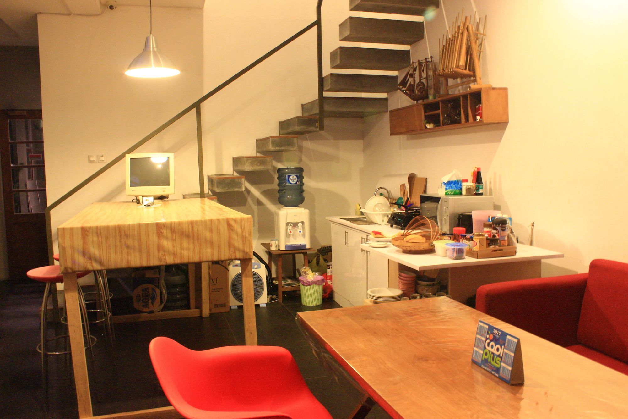 Buton Backpaker Lodge - Hostel Bandung Exterior photo